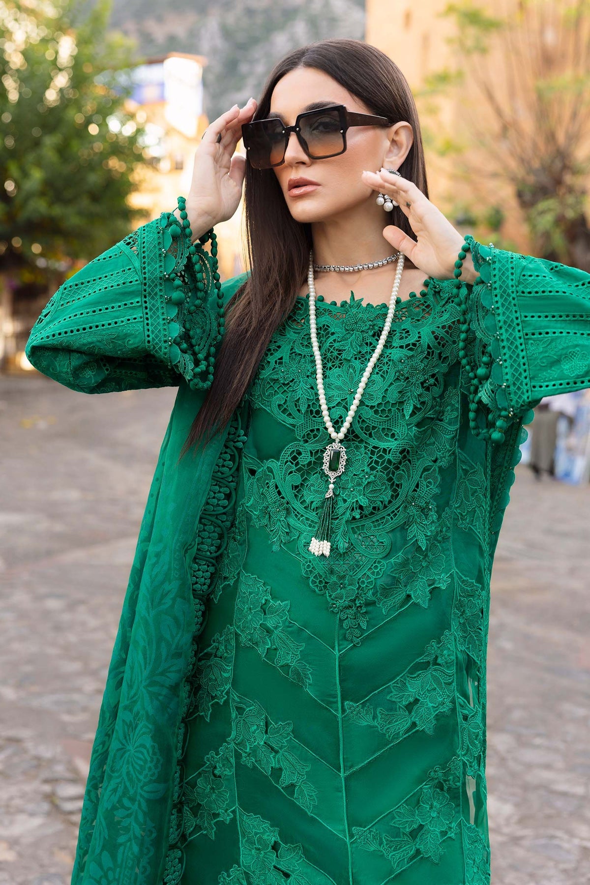 Maria.B - 3 Piece Unstitched Embroidered Lawn Suit | D-2508-B